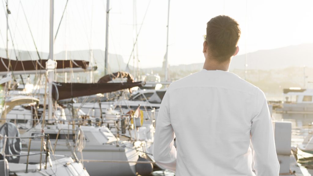 back-view-man-marina